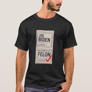 Grappige papieren stembiljet Joe Biden vs Veroorde T-shirt