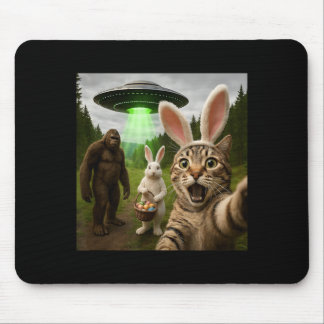 Grappige Pasen Kat Selfie met Konijn Bigfoot UFO Muismat