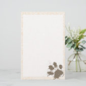 Grappige Paw Print op Antiek witte Damask Briefpapier (Staand voorkant)