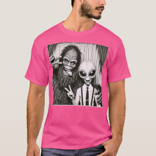 Grappige photobooth foto Sasquatch UFO Bigfoot en T-shirt
