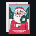 Grappige Pickleball Kerstman Uw aangepaste tekst  Feestdagenkaart<br><div class="desc">Verspreid kerstvreugde op en naast de baan met deze gezellige pickleball-kerstkaart! Met een vrolijke pickleball-kerstman en ruimte voor uw aangepaste tekst op de voor- en achterkant is deze kaart perfect voor pickleball-spelers, clubs, coaches of iedereen die van de sport houdt. Voeg uw persoonlijke berichten gemakkelijk toe en laat uw pickleball-vrienden...</div>