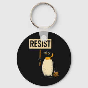 Grappige pinguïn verzet zich tegen pinguïns protes sleutelhanger