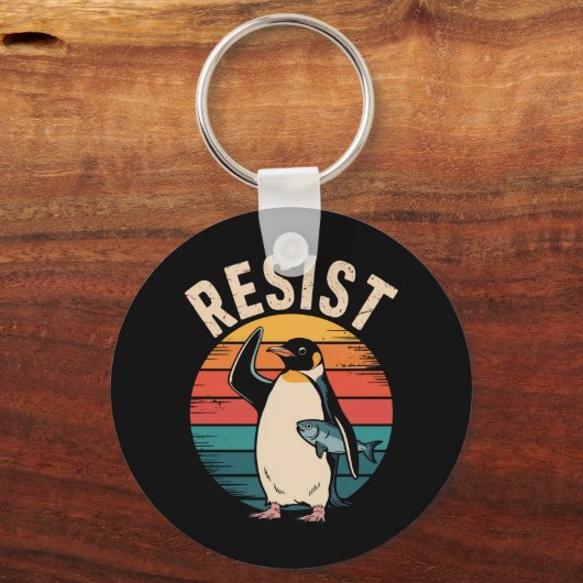 Grappige Pinguïn Weerstaat Protest Tegen Tarieven Sleutelhanger (Voorkant)