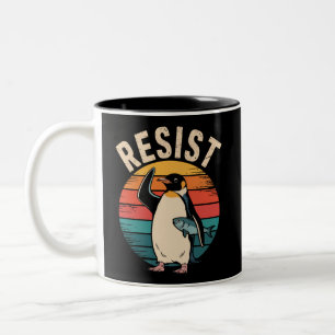 Grappige Pinguïn Weerstaat Protest Tegen Tarieven  Tweekleurige Koffiemok