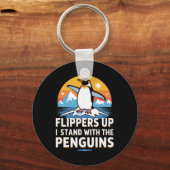 Grappige pinguïns tegen tarieven Bevrijdingsdag Vr Sleutelhanger (Voorkant)