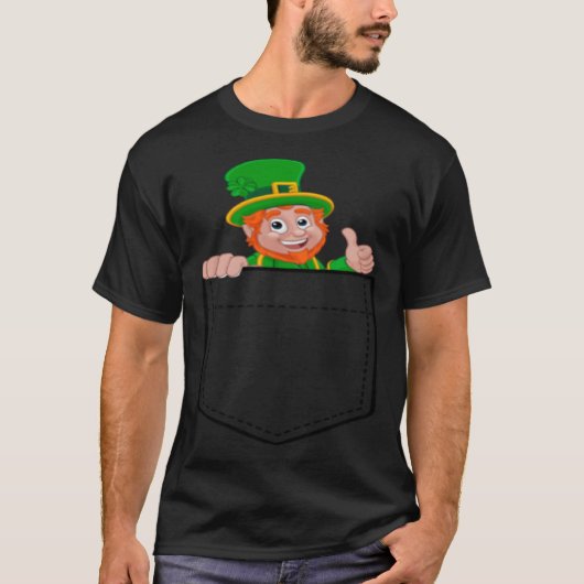 Grappige Pocket Leprechaun St. Patrick's Day Lucky T-shirt (Voorkant)