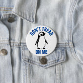 Grappige politieke meme pinguïn tarief ronde button 7,6 cm (In situ)