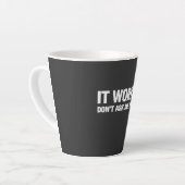 Grappige programmeurshumor voor ontwikkelaars en p latte mok (Linkerhoek)