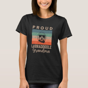 Grappige Proud Labradoodle Oma Cadeaus voor Vrouwe T-shirt