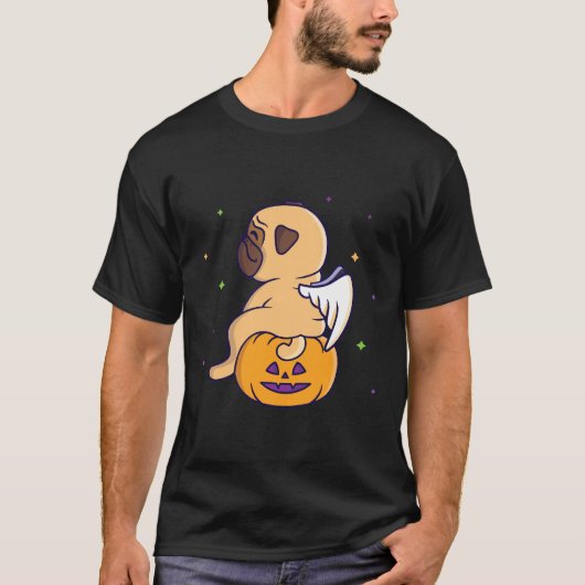 Grappige pug engel zittend op de pompoen 830 t-shirt (Voorkant)