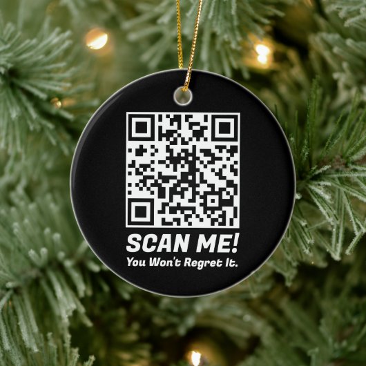 Grappige QR Scan Me! Grappige spijt grap Keramisch Ornament (Boom)