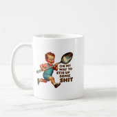 Grappige retro op weg om wat sarcastische hum op t koffiemok (Links)