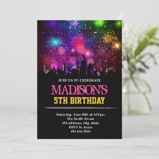 Grappige rockster uitnodiging (Staand voorkant)