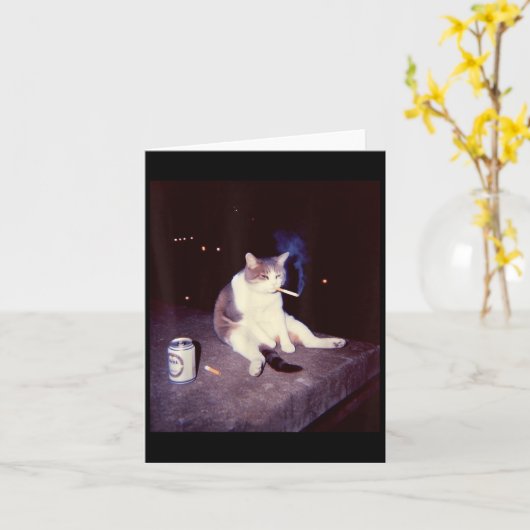 Grappige Roken Meme Sigaret Kitten Brainrot Dom Kaart (Gele Bloem)