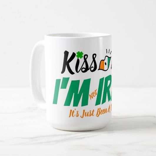 Grappige Saint Patrick's Day Kiss Me Ik ben Iers Koffiemok (Voorkant links)