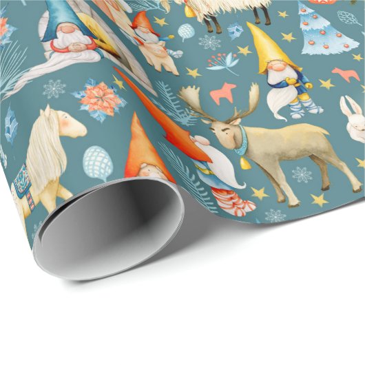 Grappige Scandinavische kerstkabouters met dieren Cadeaupapier (Rol Hoek)