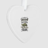 Grappige Schildpad Citaat Vintage Gravure Ontwerp  Ornament (voorkant)
