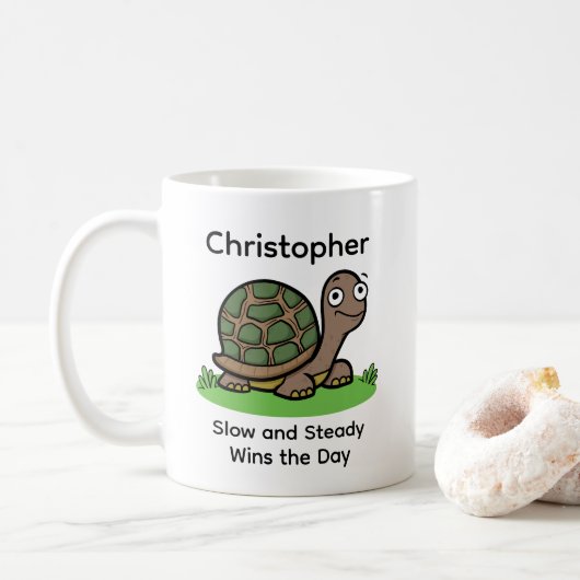 Grappige Schildpad Langzaam En Gestaag Aangepaste  Koffiemok (Met donut)
