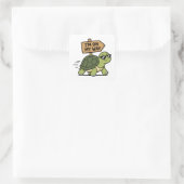 Grappige Schildpad Sticker – Ik Ben Onderweg (Tas)