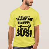 grappige schoolbuschauffeur schrikt woordkunst af t-shirt (Voorkant)