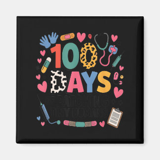 Grappige schoolverpleegster 100 dagen kleine mensj magneet