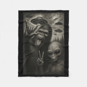 Grappige Selfie Bigfoot Alien Sasquatch Rock On Ha Fleece Deken