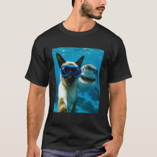 Grappige Siamese Kat Selfie met Haaien Oceaanliefh T-shirt