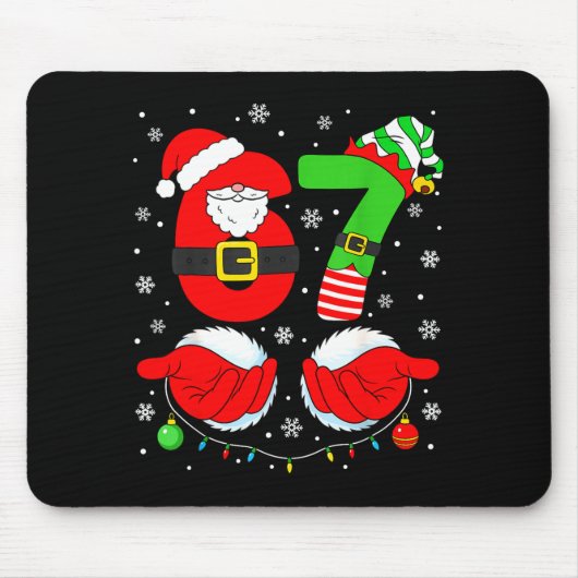 Grappige Six Seven 67 Meme 6 7 Elf Santa Kerstmis Muismat (Voorkant)
