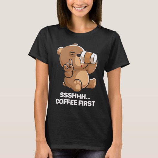Grappige Slaperige Beer Koffie Eerst T-shirt (Voorkant)