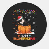 Grappige smoking kat op pompoen Happy Hallothanksm Ronde Sticker (Voorkant)