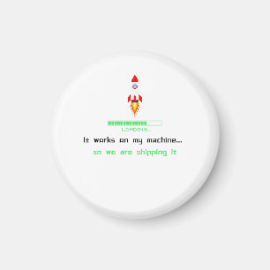Grappige Software Engineer Versie Het Is Uit  Magneet