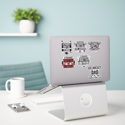 grappige sportquote afdrukbaar sticker (Laptop op bureau)