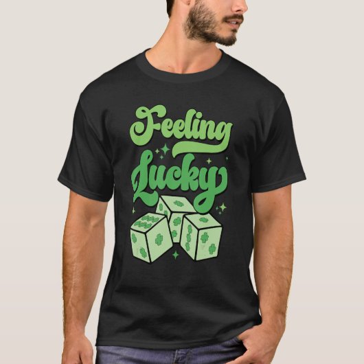 Grappige St. Patrick Dag Klavertje Dobbelsteen Voe T-shirt (Voorkant)