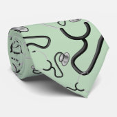 Grappige stethoscopen voor artsen op mintgroen stropdas (Opgerold)