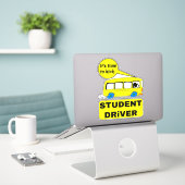 Grappige Student Driver - Rookie Driver Bus & Auto Sticker (Laptop op bureau)
