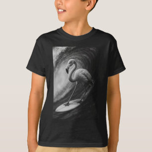 Grappige surfende flamingovogel selfie op surfplan t-shirt