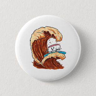 Grappige Sushi Surfer Rijdt op Sojasaus Golf Art  Ronde Button 5,7 Cm