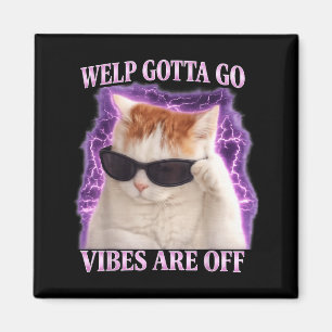 Grappige tabby kat welp moet gaan sarcastisch zegg magneet