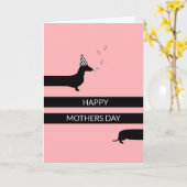 Grappige teckel met feest pet Happy Mothers dag Kaart (Gele Bloem)
