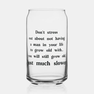Grappige tekst over vrouwen en mannen. blikvorm glas