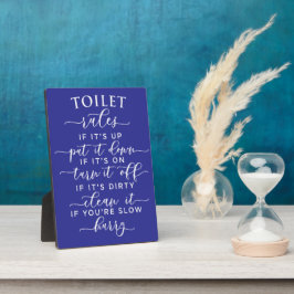 Grappige Toiletregels – Elegante witte tekst op zw Fotoplaat