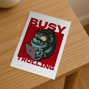 Grappige trol druk met trollen internet laptop car briefkaart