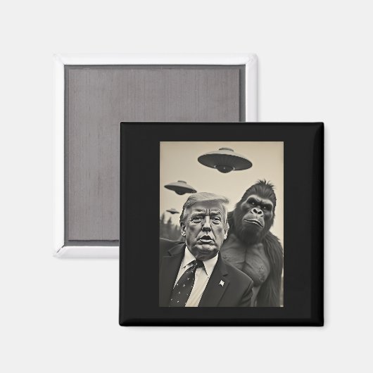 Grappige Trump Bigfoot-selfie met UFO's Weird Alie Magneet (Voorkant / Achterkant)