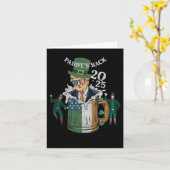 Grappige Trump Paddy's komt terug St. Patrick Dag Kaart (Gele Bloem)