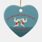 Grappige twee vrouwen wilde zwemmers kerst keramisch ornament (Achterkant)