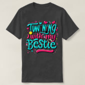 Grappige Twin Matching Twins Dag Vriend Twinning M T-shirt (Design voorkant)