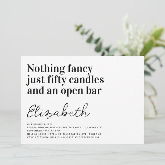Grappige typografie 50e verjaardagsfeestje kaart (Staand voorkant)