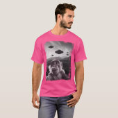 Grappige UFO Monkey Selfie met UFO Alien Monkey Fu T-shirt (Voorkant volledig)