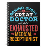Grappige uitgeputte medische receptioniste notitieboek (Voorkant)