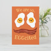 Grappige uitnodiging voor bacon en eieren feestje (Staand voorkant)